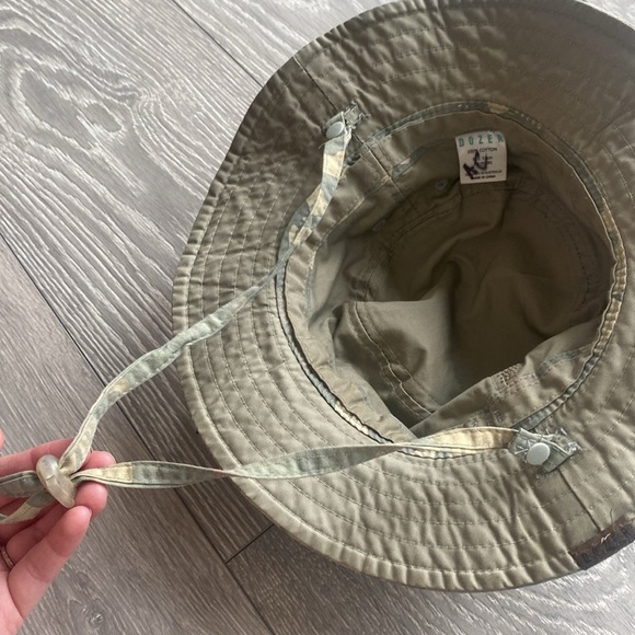 Camouflage Bucket Hat - Picture 6 of 7